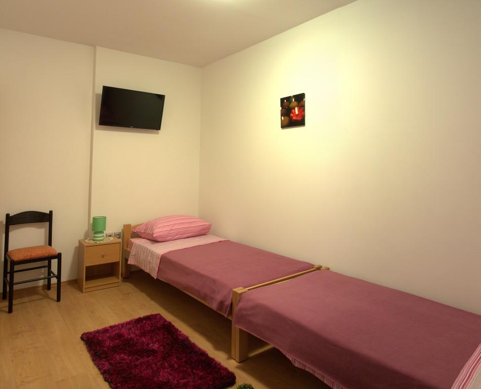 Apartament City Walls *